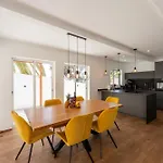 Villa Gs Luxury With Stunning Views And A Solarium In