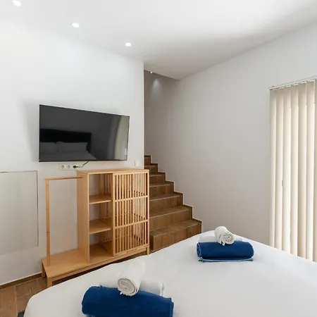 Villa With Stunning Views And A Solarium In Arona *