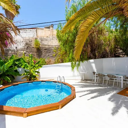 With Stunning Views And A Solarium In Arona Arona (Tenerife)