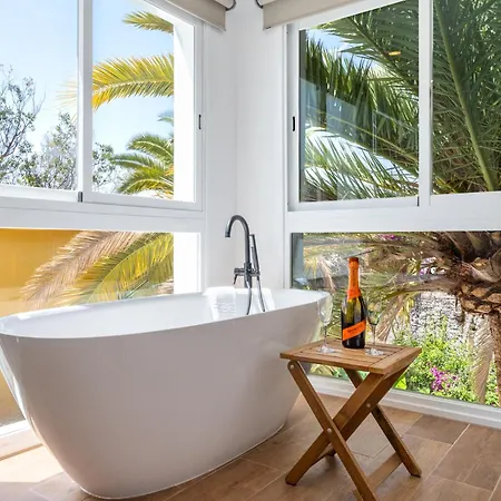 With Stunning Views And A Solarium In Arona Arona (Tenerife)
