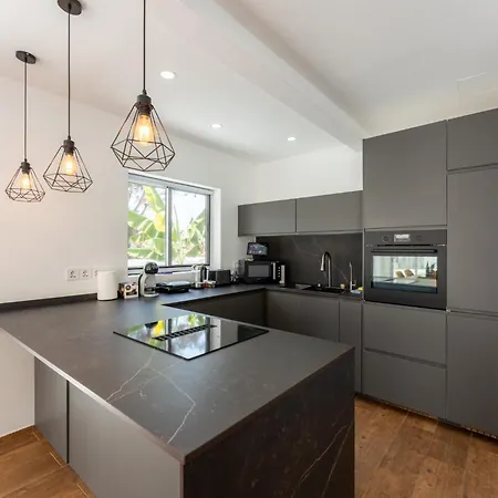 Gs Luxury With Stunning Views And A Solarium In 빌라