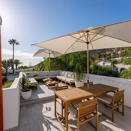 With Stunning Views And A Solarium In Arona Villa *