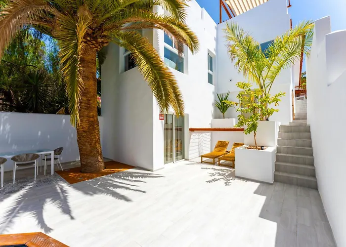 Gs Luxury With Stunning Views And A Solarium In Vila