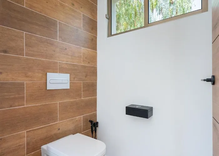 Gs Luxury With Stunning Views And A Solarium In Villa *