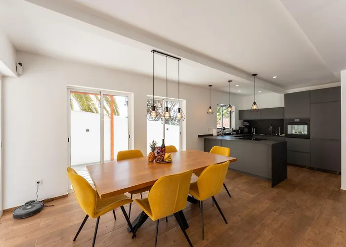 Villa Gs Luxury With Stunning Views And A Solarium In