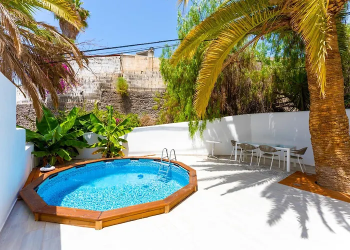 Gs Luxury With Stunning Views And A Solarium In Arona